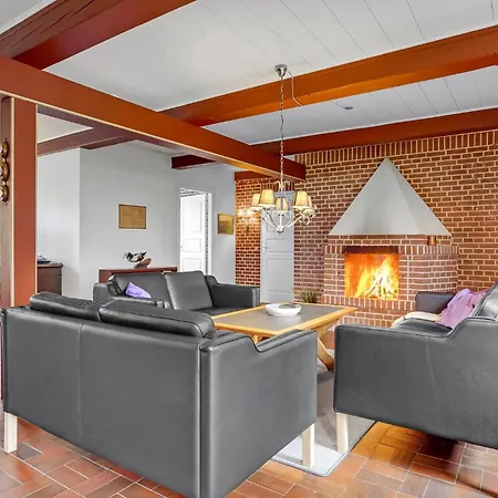 Engsvinget Hojer X * Højer